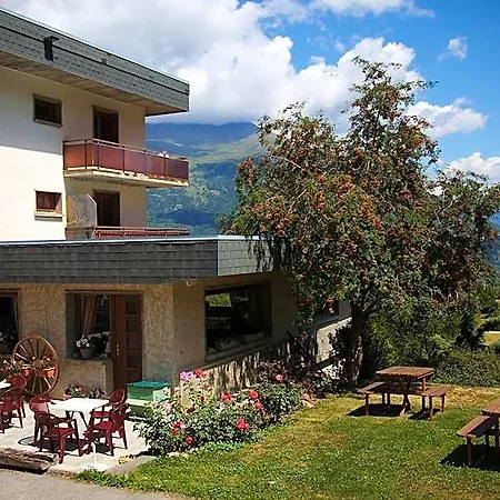 Les Sorbiers Otel *